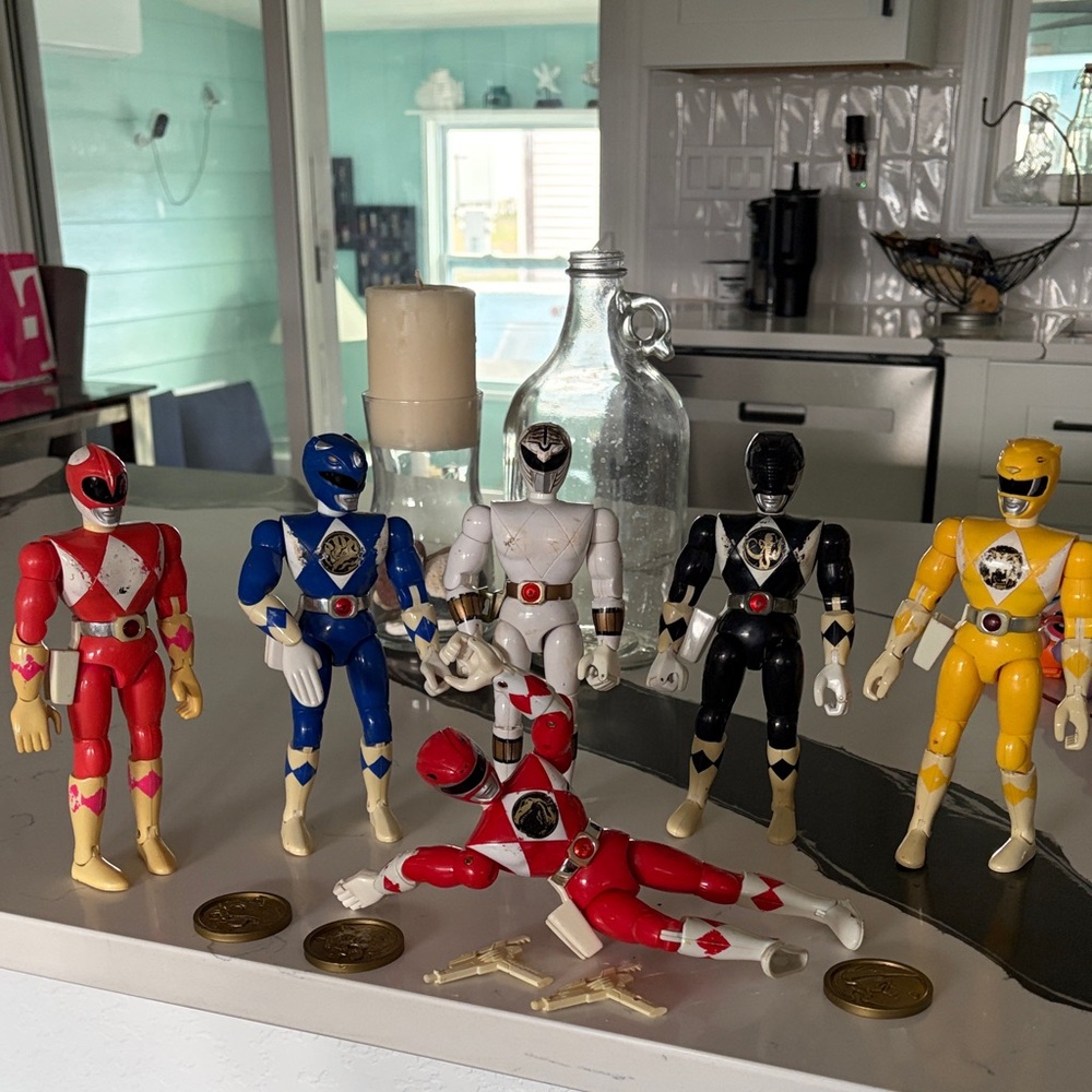 Power Rangers Action Figure Sets, all pictured included